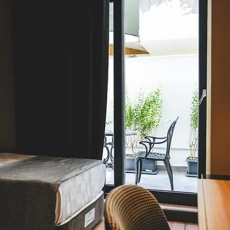 Nox Plus Hotel