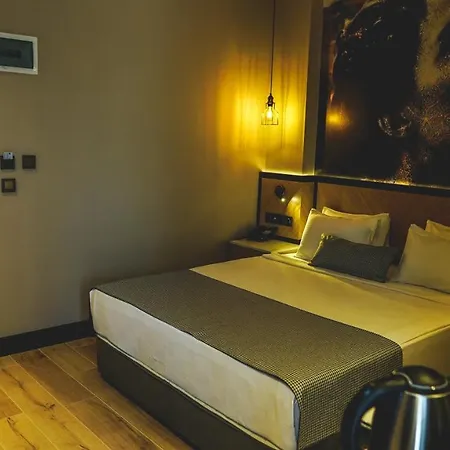 Nox Plus Hotel Hotel