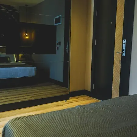 Nox Plus Hotel