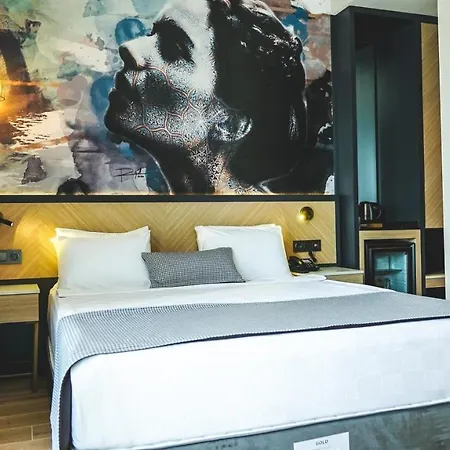 Nox Plus Hotel